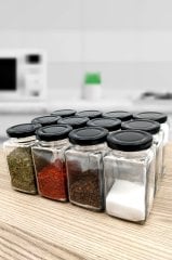 Siyah Kapaklı 12'li Baharatlık Cam Kavanoz Seti 200ml