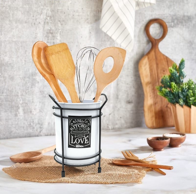 Beyaz Dekoratif Metal Kaşıklık Şık Tasarım 1029